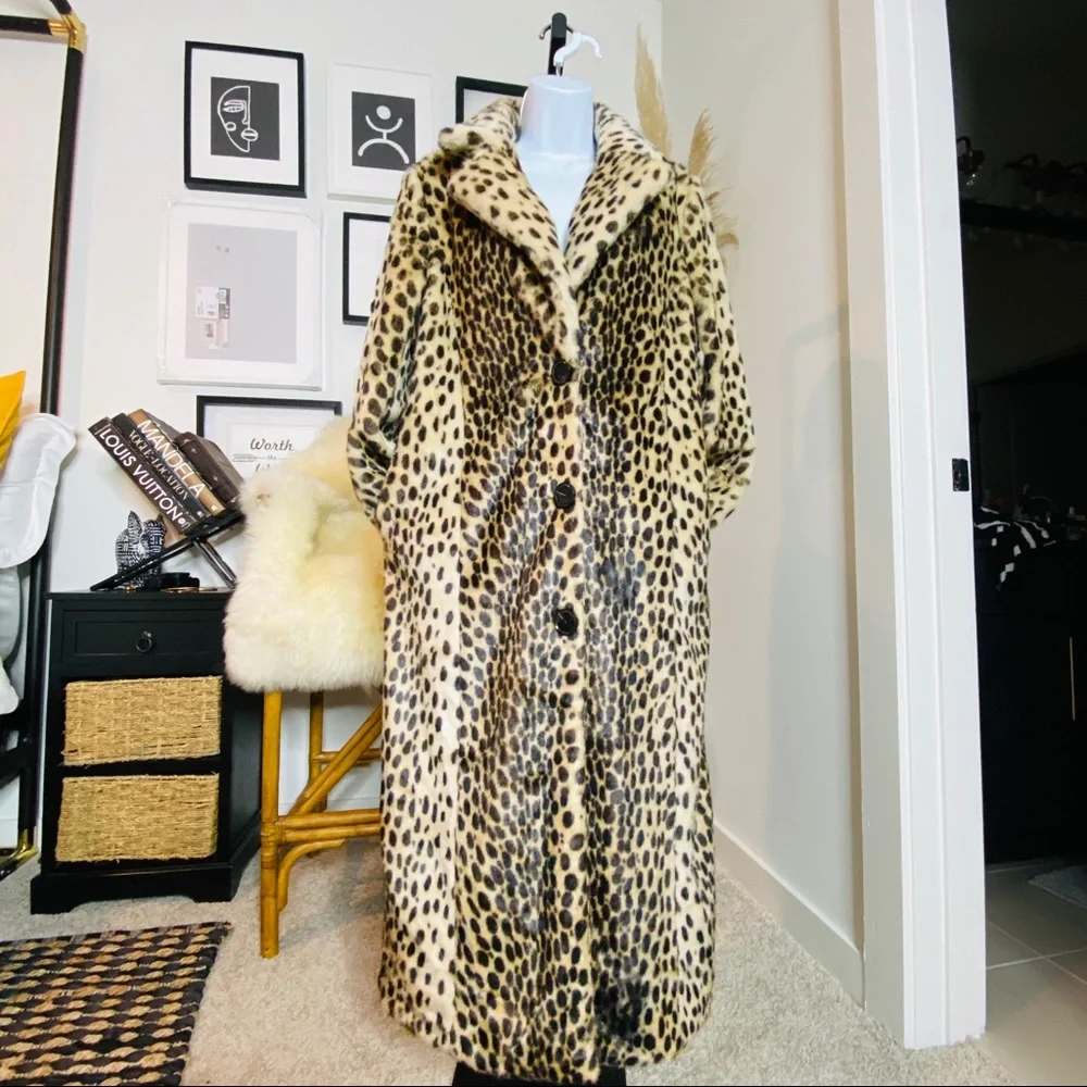 Scoop NYC Animal Print Cheetah Faux Fur Coat Size 4-6_8